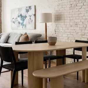 Maison Place Jacques-cartier By Luxury In Transit Apartment Montreal